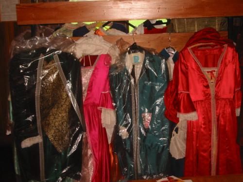 Costumes1.jpg